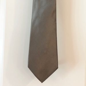 Solid Sateen silk tie
